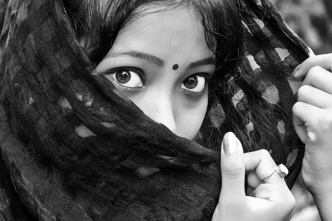 eyes, girl, indian-1850812.jpg